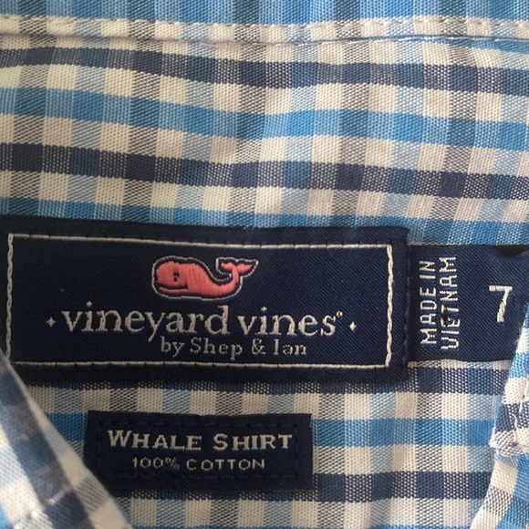 Vineyard vines - Picture 2 of 2